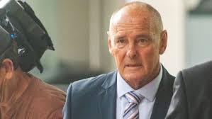 Australiano é condenado por matar esposa e trocar por aluna em crime de  1982 solucionado após podcast