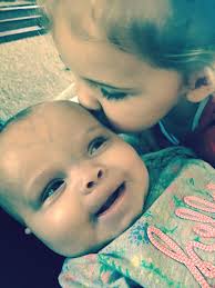 🌸 Sisters are different flowers from the same garden.🌿