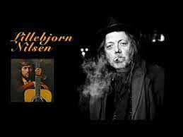 Complete your barn av regnbuen collection. Lillebjorn Nilsen Barn Av Regnbuen Youtube