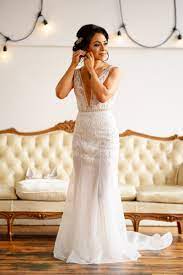 Hochwertige longsleeves für damen & herren in vielen farben. Gali Karten Wedding Dresses Stillwhite