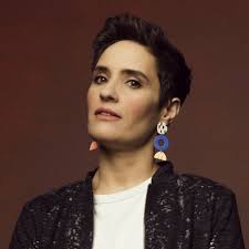 IRIS BAHR's STORIES FROM THE BRINK! My Festive Near-Death Adventures  @sticksandstonescomedyclub 25 Pond Lane, Southampton NY Sunday, July 6th at  6PM One woman Show from Iris Bahr (Hacks, Curb Your Enthusiasm, Lucille