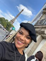 Hi ladies, greetings from the Tri-State Area