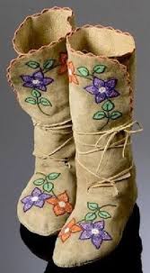 See more ideas about bead work, moccasin pattern, beadwork patterns. 28 Native Floral Beadwork Patterns Ideas Moccasin Pattern Beadwork Patterns Beaded Moccasins