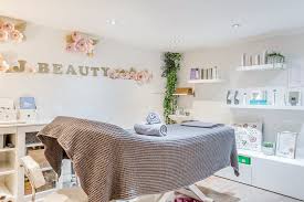 Beauty salon laytown | book with d beauty room at 30 st benans villas. J Beauty Salon Treatment Room Beauty In Earlsfield London Treatwell