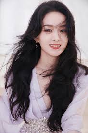 Vẻ đẹp yêu kiều của Triệu Lệ Dĩnh trong bộ ảnh mới