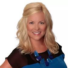 Gail Cruse's Instagram, Twitter & Facebook