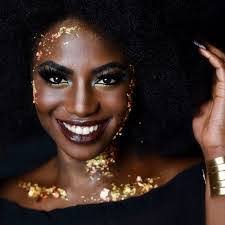 Darcel Burnett's Instagram, Twitter & Facebook