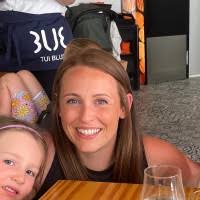 Stacy Peabody's Instagram, Twitter & Facebook