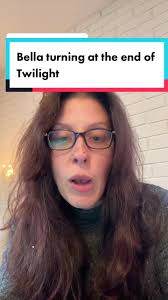 Bella Turning at the End of Twilight Reaction