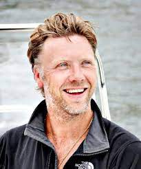 Mikael Persbrandt