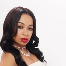 Good morning! Any kids stylist ( braiders) available to do my two little  girls hair this weekend. ? Thanks in advance!