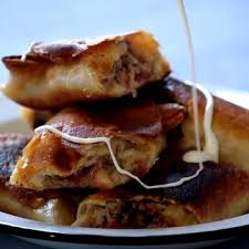 Traducir cocinar significado cocinar traducción de cocinar información sobre cocinar en el diccionario y enciclopedia en línea gratuito. Chimichangas De Carne Molida Y Queso En 2020 Como Cocinar Carne Molida Comida Sin Carne Recetas De Comida Faciles