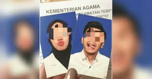 Membuat gambar pasport di rumah tidak sukar seperti yang anda fikirkan. Bakal Pengantin Bagi Gambar Passport Dengan Swafoto Free Style Untuk Daftar Perkahwinan Dah Tau Ker