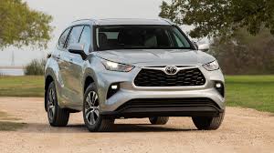 Optimistic colors such as mango sorbet will have a much clearer appeal in s/s 22. 2020 Toyota Highlander Best Trims Our Dream Builds Of This New Family Suv