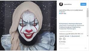 Dengan muka yang menggerutu, entah di mana letak hidungnya, tak dapat dipastikan. Halloween Perias Hijaber Bikin Tampilan Yang Tak Kalah Seram Cantik Tempo Co