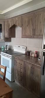 مطبخ لون عفني ابواب Pvc سادة بدون حفر مطابخ المنيوم صيانة تفصيل Facebook