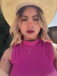 Nadia Barrera (@nadiaby_)