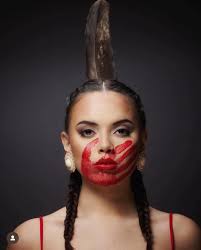 Well there you have folks Ontario Native Women's Association (ONWA) proudly  adorning Doug Ford with a stunning beaded medallion while shaking the hand  of the AFN Leader and Chief Regional Chief Cindy