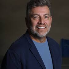 Claremont Graduate University พนักงาน ตำแหน่งที่ตั้ง ศิษย์เก่า