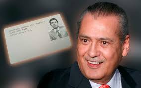 Beltrones responde sobre placa de la DFS: 'Hasta agente secreto me quieren  hacer'