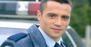 Screenshot of Rupert Reid (Jack Lawson) and John Wood (Tom Croydon).  EPISODE INFORMATION: Production Numbers: BLUH 07/026 Production Episode:  249 Episode Title: The Price of Friendship Original Airdate: 27th October  1999 CREDITS: