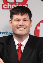 The Chase's Mark Labbett dates stunning beautician he 'instantly connected'  with