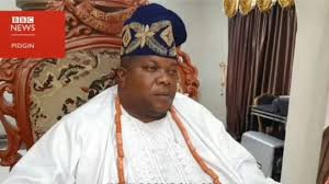 Igboho's whereabouts has remained unknown ever since his home was attacked by operatives of dss and other security agencies attacked his home, killing some of his aides and taken his wife and other. Sunday Igboho Latest News Today Yoruba Activist Address Youths Say E Enta Ogun State To Chase Out Killer Herdsmen Bbc News Pidgin