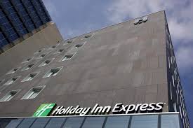 For those who wish to drive their own cars, holiday inn express barcelona city 22@ has a car park right on site for maximum convenience. Book Holiday Inn Express Barcelona City 22 Barcelona Best Price On Almosafer