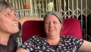 I love the reaction… , You can never relax or take any time out Carmen.. ha  ha . #jokefridayathairwaves #hairwavesstudio