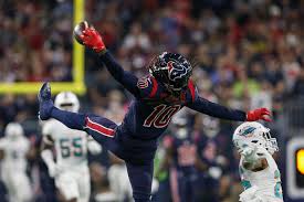 Deshaun watson may be taking snaps for a new team come the start of the 2021 season. Deshaun Watson Throws Five Touchdown Passes In Texans Win The New York Times