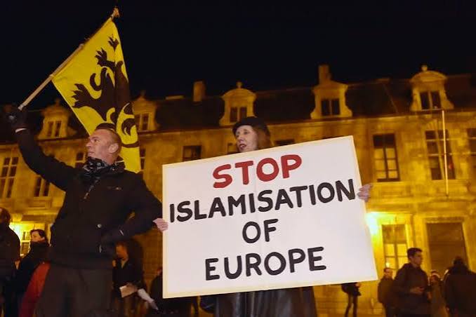 Report reveals rising Islamophobia in Europe | Daily Sabah