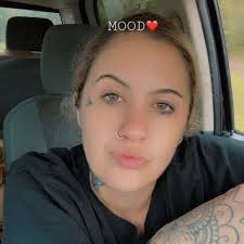 Melissa Rivero (@socialbutherflyy) • Threads, Say more