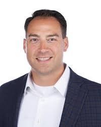 Patrick Renzi's Instagram, Twitter & Facebook