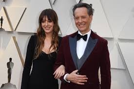It is currently the home diana's brother and his family, as well as the final resting place of the late royal. Oscars 2019 Richard E Grant Beams With His Daughter Olivia On His Arm As He Battles For Best Supporting Actor