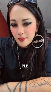 Cholos Cholas y Pistolas