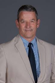 Eddie Holcomb's Instagram, Twitter & Facebook