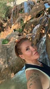 Otro momento de este viaje✨siempre mi refugio está en naturaleza., Mis  raíces se hunden en la tierra, donde siento un abrazo al alma de este  mundo; en esta energía encuentro la serenidad que me guía y ...