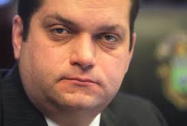 Man challenges Winnipeg's impact fee, will get half back