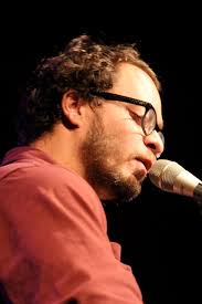 Amos Lee mic