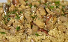 Risotto Ai Funghi Porcini Ecco Come Preparare Un Buon Risotto Ai Funghi In Maniera Facile La Cosa Import Risotto Ai Funghi Ricette Risotto Ai Funghi Porcini