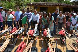 prefeitura do ipojuca faz acao de agricultura saude e assistencia no engenho pindoba prefeitura do ipojuca