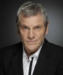 Moi je n'ai rien d'autre que des mots agencés. Full Moon In Paris Cast Crew On Mubi