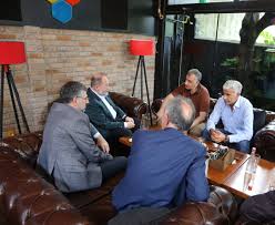 Huseyin Keskin On Twitter Saglik Bakanlarimizdan Prof Dr Recep Akdag Bey Le Baa Bahce Kafe De Hasan Kurt Bey In Misafiri Olduk Kurt Ailesine Misafirperverlikleri Icin Tesekkur Ederiz Https T Co O0scgzzpeu