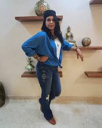 Tapori Theme Party So Much Fun To Get Into Street Wear After Being In Formals Most Of The Time I Never Thought I Wo Layering Outfits Street Wear How To Wear