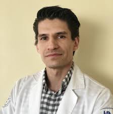 Dr. Carlos Moctezuma Velázquez opiniones