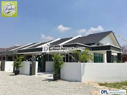 Batu raja mani gajah asli sebenarnya adalah ceceran sperma gajah purba ketika berhubungan seksual, yang kemudian mengeras dan membentuk fosil batu. Terrace House For Sale At Taman Batu Gajah Perdana Pusing For Rm 208 800 By Hubertang7 Durianproperty