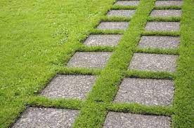 Make some easy concrete stepping stones! Put Stepping Stones In Your Garden