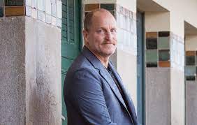 Woody harrelson has had a variety of different haircuts in the past. Woody Harrelson Actors Can Be Needy I Try Not To Be A Burden