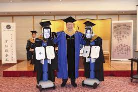 畢業以來 / 毕业以来 ― bìyè yǐlái ― since graduation. æ—¥æœ¬é è·æ©Ÿå™¨äººç•¢æ¥­å…¸ç¦®ç¶²å‹é©š å¥½åƒæ€ªæ€ªçš„