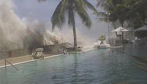 Bahkan, gelombang lautan raksasa tersebut diperkirakan hanya butuh waktu selama 20 menit untuk sampai pinggir pantai. Dari Tahun 1840 Hingga 2009 Berikut Data Peristiwa Tsunami Yang Pernah Menerjang Selatan Jawa Pikiran Rakyat Com